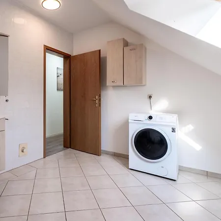Bernsteinbad-koserow-haus-fuenf-elemente-ferienwohnung-raum Koserow