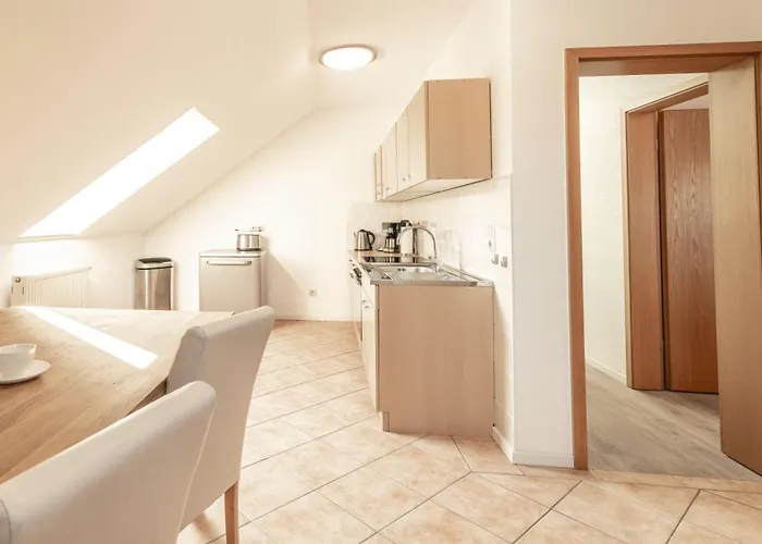 Bernsteinbad-koserow-haus-fuenf-elemente-ferienwohnung-raum